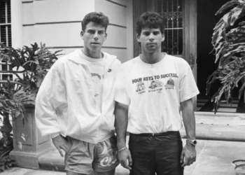 A péssima notícia para os irmãos Menendez, presos pela morte dos pais