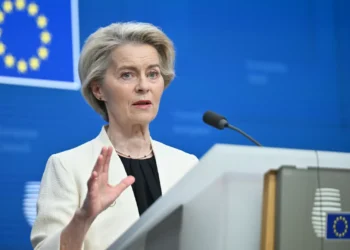 Ministros das Finanças do euro discutem hoje plano para rearmar UE