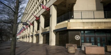 Governo Trump listou centenas de edifícios federais para venda ou fecho