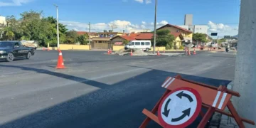 Obras na rotatória da Rua Blumenau, em Timbó, terminam na próxima semana