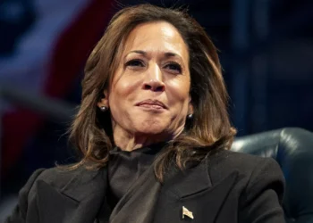 Kamala Harris diz que perda de empregos é “problema crítico” da IA