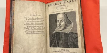 Descoberta cópia escondida de famoso soneto de Shakespeare