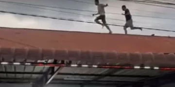 Vídeos mostram fuga de dezenas de reclusos em prisão na Indonésia