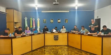 Projetos de Lei de inclusão, segurança e atualização tributária são votados e discussões marcam sessão da Câmara de Apiúna