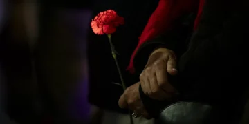 Alguns dos muitos “Anónimos de Abril” são imortalizados em canções e em livro