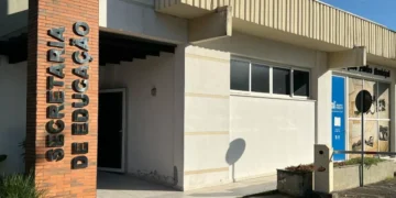 Secretaria de Educação de Timbó convoca candidatos para vagas temporárias na área da educação