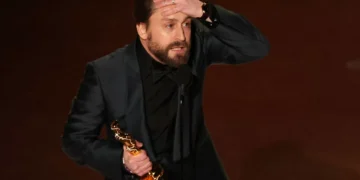 Kieran Culkin vence primeiro Óscar da noite