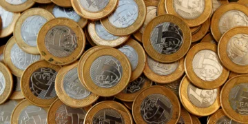 Taxas dos DIs caem em sintonia com Treasuries e recuo do dólar no Brasil