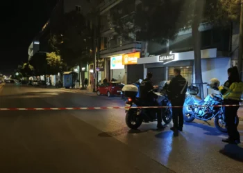 Bomba explode no centro de Atenas sem provocar vítimas