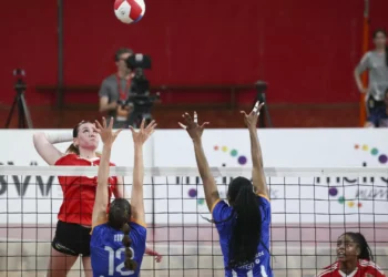 Benfica ‘despacha’ FC Porto rumo à final do campeonato de voleibol