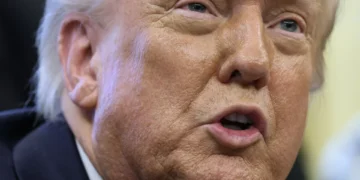 Tiroteio em universidade? “A arma não dispara, as pessoas é que disparam”