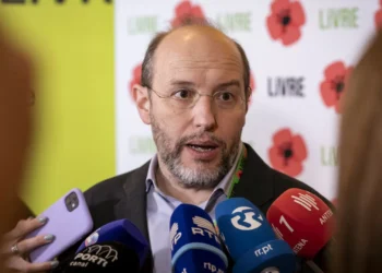 Rui Tavares defende “análise profunda sobre vulnerabilidades” após apagão