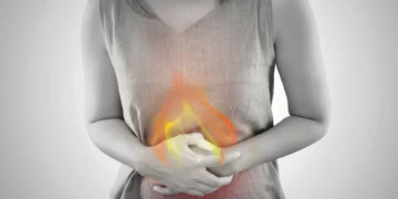 Barriga inchada? Faça esta bebida em casa e verá melhorias