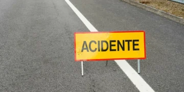 Quatro crianças e dois adultos feridos em despiste no Barreiro