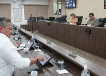 Câmara de Blumenau aprova projeto que proíbe inauguração de obras públicas inacabadas