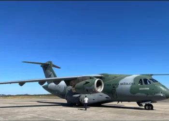 Embraer (EMBR3): ações sobem 3% após notícia de Boeing barrada na China