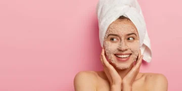 Conhece os benefícios de esfoliar o corpo? Damos-lhe cinco