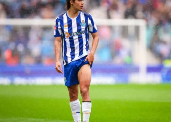 Craque reconhece craque. Falcao rendido a Rodrigo Mora