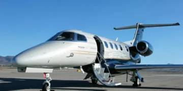 Embraer (EMBR3) entrega 30 aeronaves no 1º trimestre, alta anual de 20%