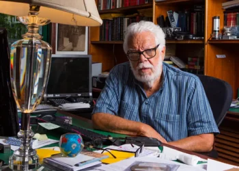 A rara aparição de Manoel Carlos após piora de Parkinson