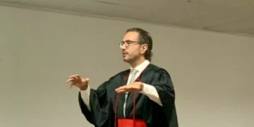 Homem é condenado a 30 anos por matar ex-companheira a tiros em SC