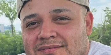 Senador diz que viu negada entrada na prisão de El Salvador que detém Abrego Garcia