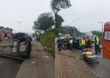 Carro capota em desnível na Estrada Blumenau, em Rio do Sul; duas pessoas ficam feridas