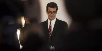 Rui Moreira diz ser “desperdício” não se avançar com transporte no Douro