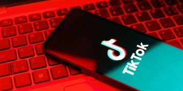 Amnistia Internacional reforça alerta sobre conteúdos nocivos no TikTok