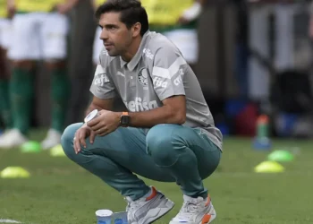 Só Abel se ‘salva’ entre os quatro treinadores portugueses do Brasileirão