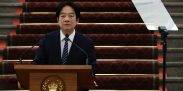 Partido no poder em Taiwan expulsa cinco por alegada espionagem