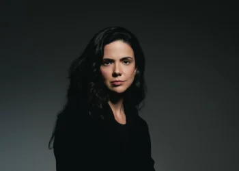 Diretora leva produções brasileiras para o Festival de Cannes