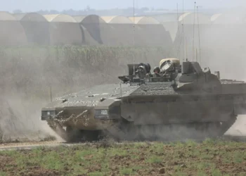 Defesa civil palestiniana anuncia 10 mortos em ataque israelita