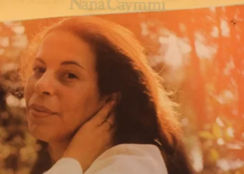 Morreu a cantora brasileira Nana Caymmi