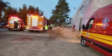 Dois trabalhadores morrem após viga desabar durante obra de barracão em SC