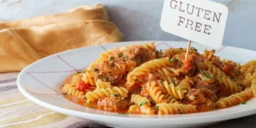 Um celíaco pode comer em qualquer restaurante? Especialista responde