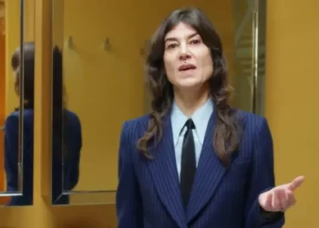 A bisneta de Freud que une psicanálise e moda em podcast