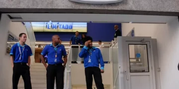 TIM (TIMS3) lucra R$ 810 mi no 1º tri, alta anual de 56%, e aprova R$ 300 mi em JCP