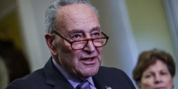 Líder democrata no Senado exige investigação a “caos” por falta de controladores aéreos