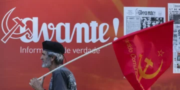 “Avante!”. Parcerias entre Capicua e Gisela João e Stereossauro com Carlão marcam a festa