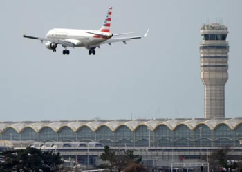 Exército suspende voos perto do aeroporto de Washington após 2 incidentes