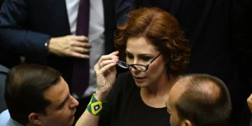 Deputada bolsonarista condenada por ataque informático ao poder judicial