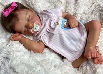 Padre diz que não batizará bebês reborn e viraliza