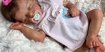 Padre diz que não batizará bebês reborn e viraliza