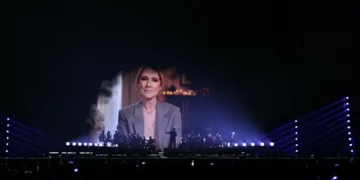 Portuguesa iolanda voltou à Eurovisão para homenagear Céline Dion. Veja