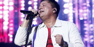 Esposa de Leonardo quebra o silêncio sobre ausência em festa da Globo