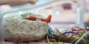 Bebé com doença rara é o primeiro doente com terapia personalizada baseada em técnica genética