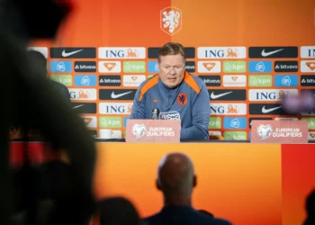 Ronald Koeman ‘arrasa’ Mundial de Clubes: ” Isto destrói os jogadores”
