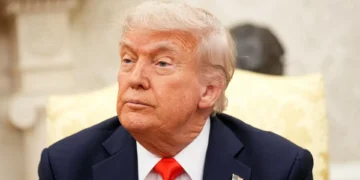 Donald Trump demite responsável da agência de segurança nuclear dos EUA