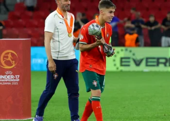 Melhor jogador do Europeu de sub-17 é de Portugal: “Sem esta malta…”